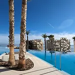 Sunset Cliffs Azure בנידורם